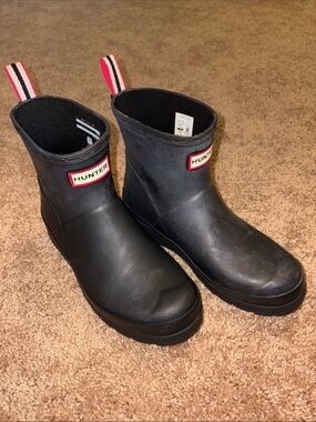 Hunter Black Short Rain Boots with Red-Trim Pull Tabs